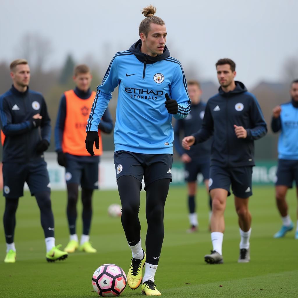 Haaland training with Man City teammates